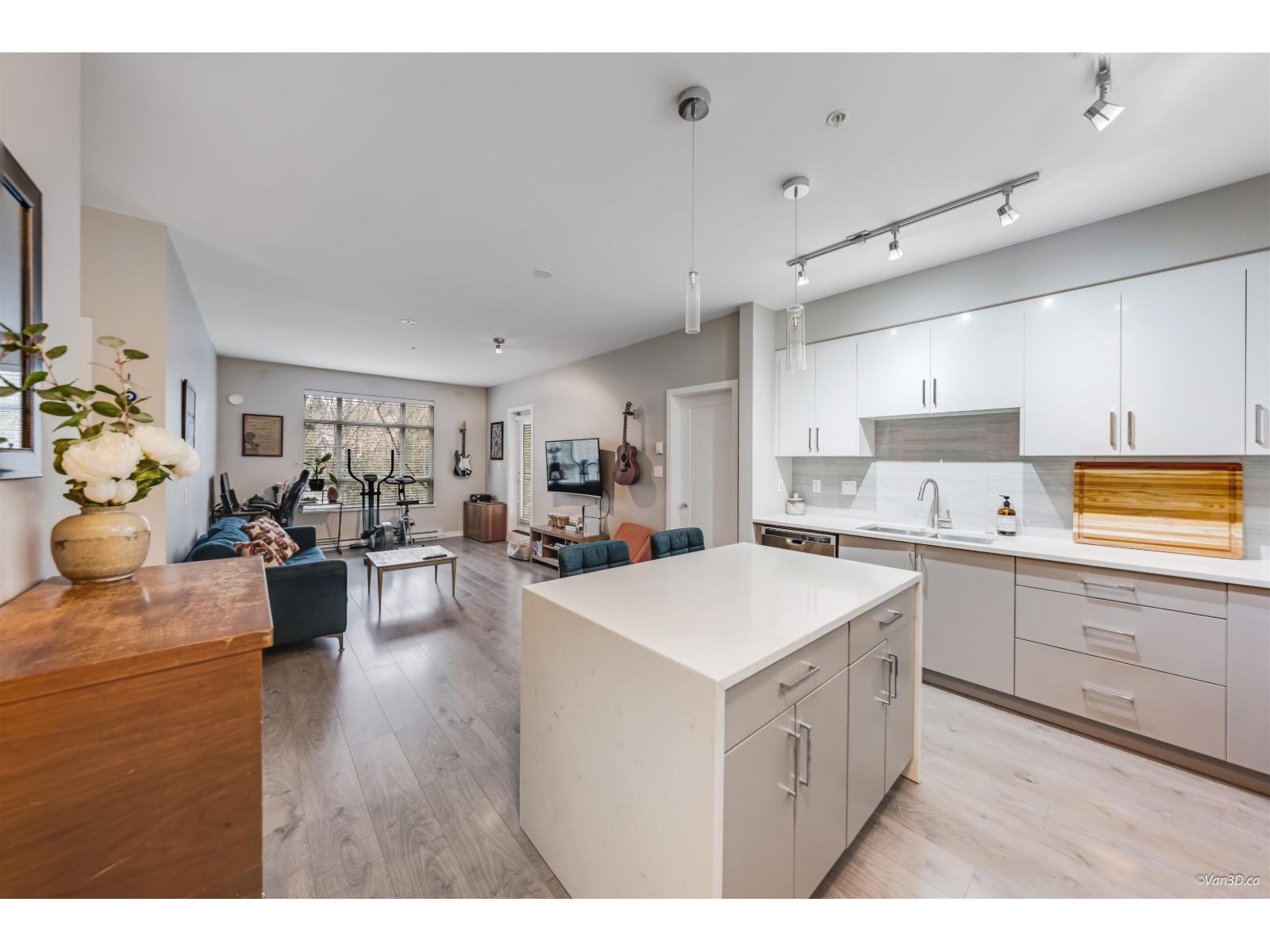 D211 20211 66 Avenue, Langley, British Columbia  V2Y 0L4 - Photo 5 - R3098684