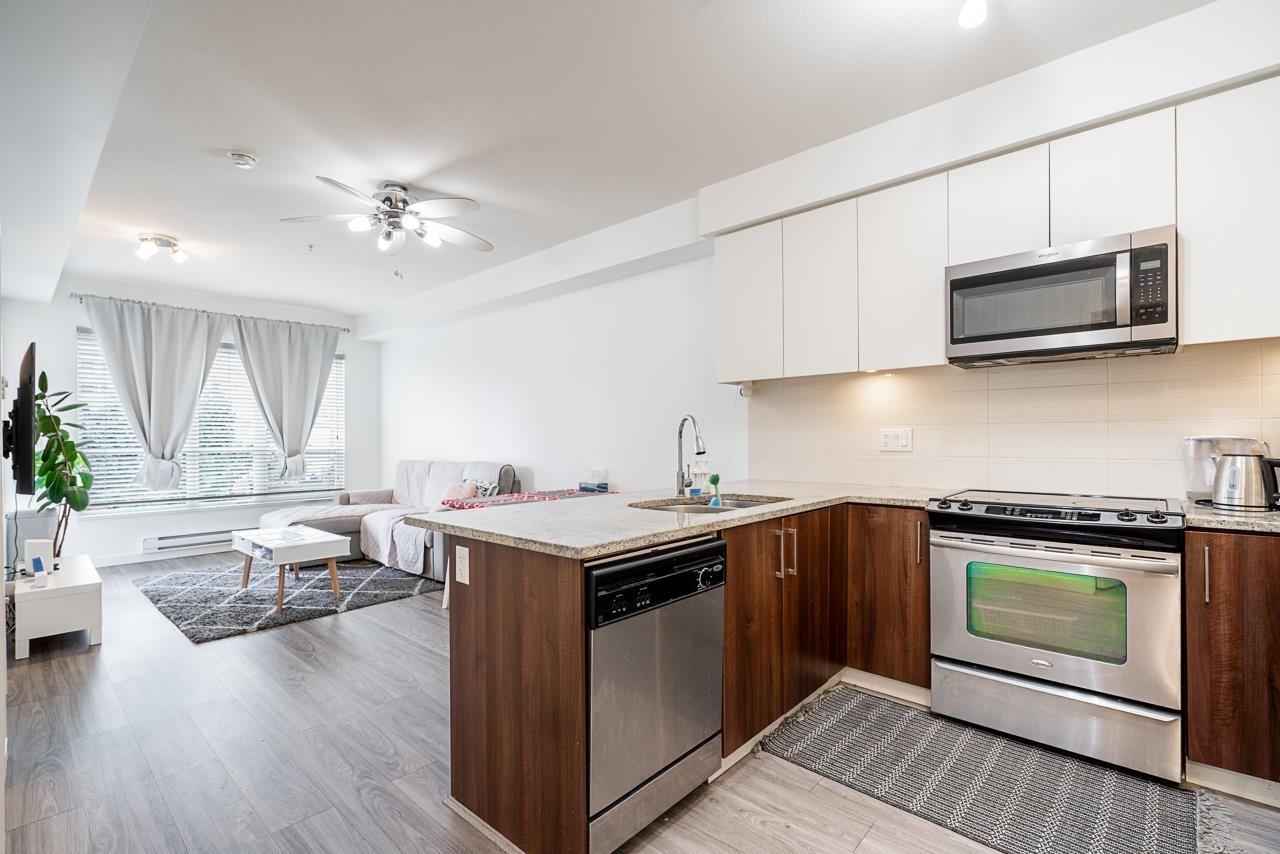 311 6460 194 Street, Surrey, British Columbia  V4N 6J8 - Photo 7 - R3098256