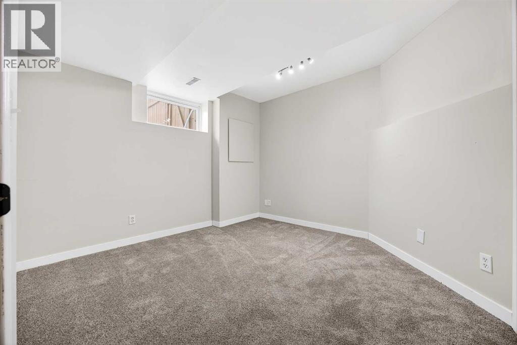 29 Ross Place, Crossfield, Alberta  T0M 0S0 - Photo 24 - A2292237