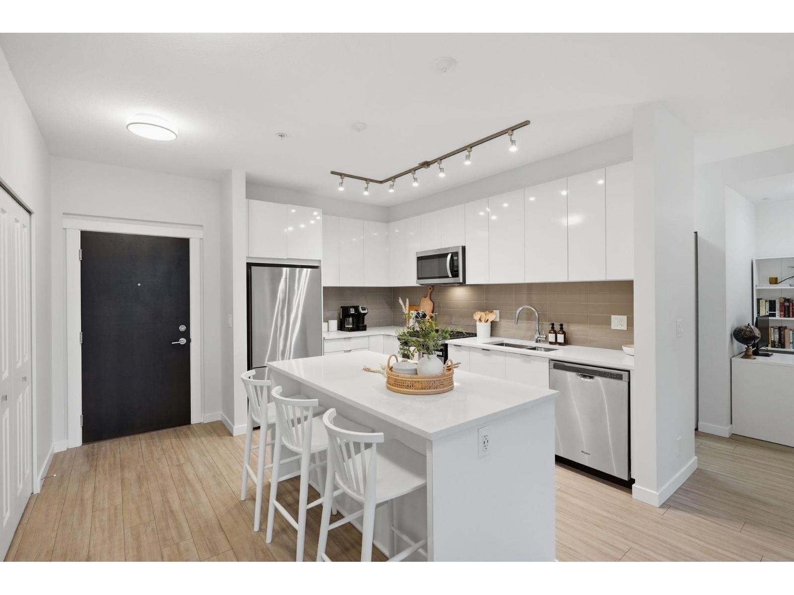 A323 8150 207 Street, Langley, British Columbia  V2Y 4J3 - Photo 13 - R3098377