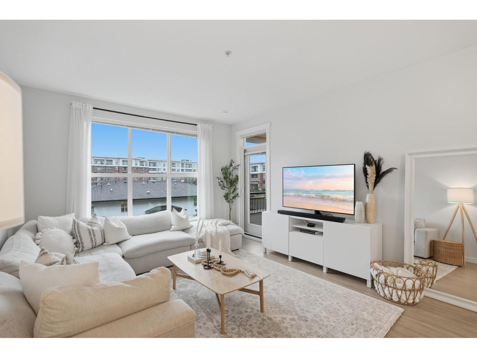 A323 8150 207 Street, Langley, British Columbia  V2Y 4J3 - Photo 2 - R3098377