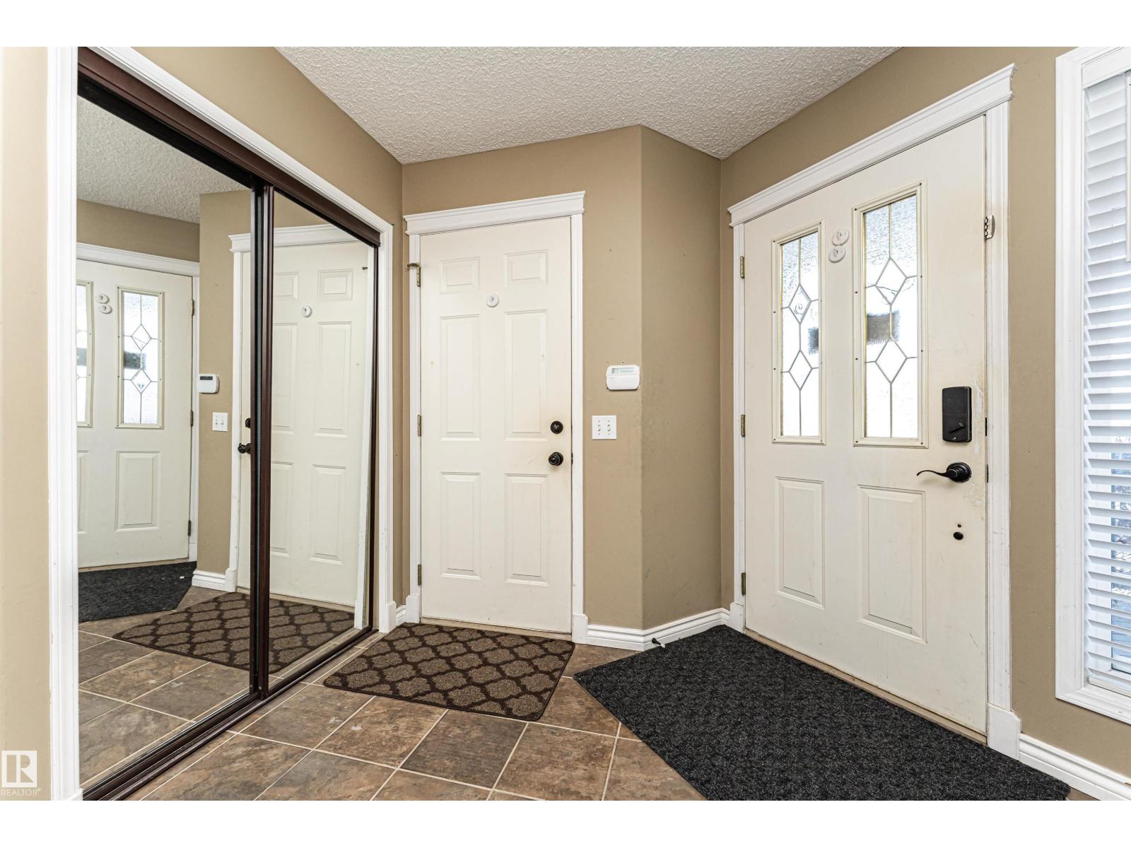 19047 51 Av Nw, Edmonton, Alberta  T6M 2R6 - Photo 11 - E4476902