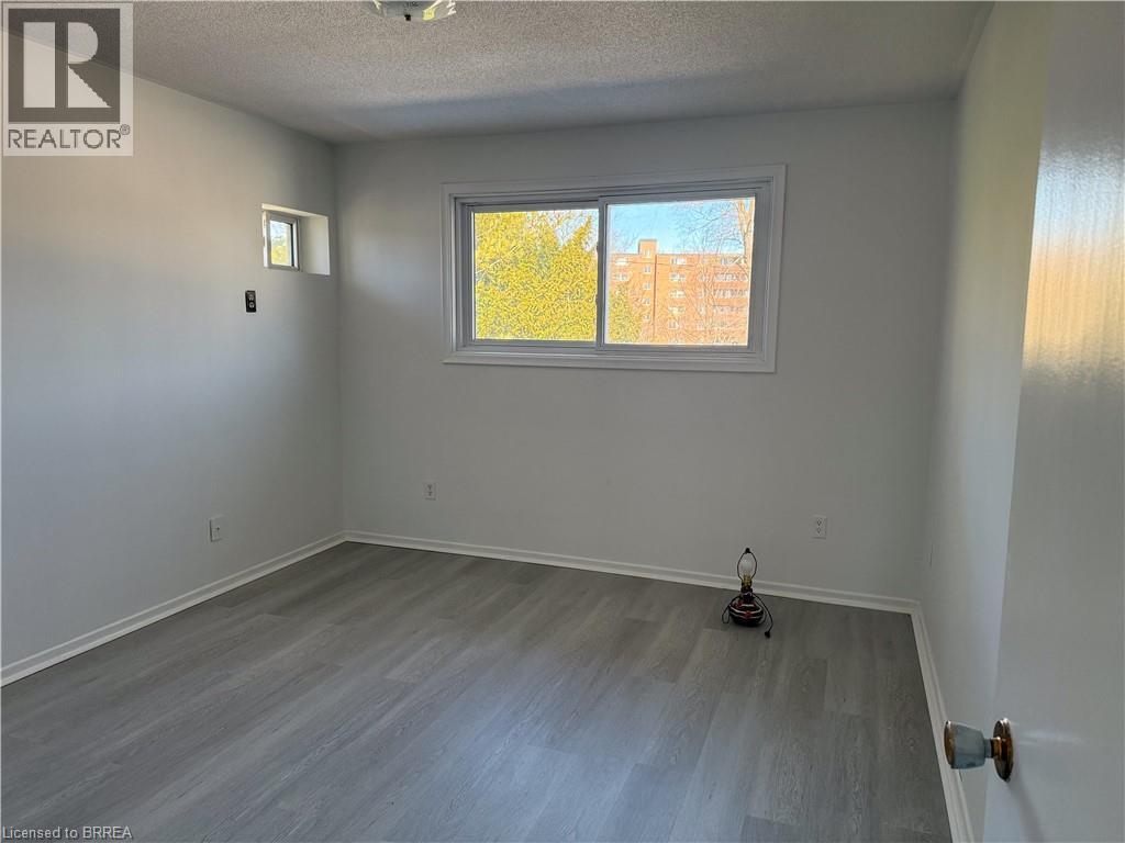 36 Graham Avenue Unit# 3, Brantford, Ontario  N3T 1C4 - Photo 21 - 40811548