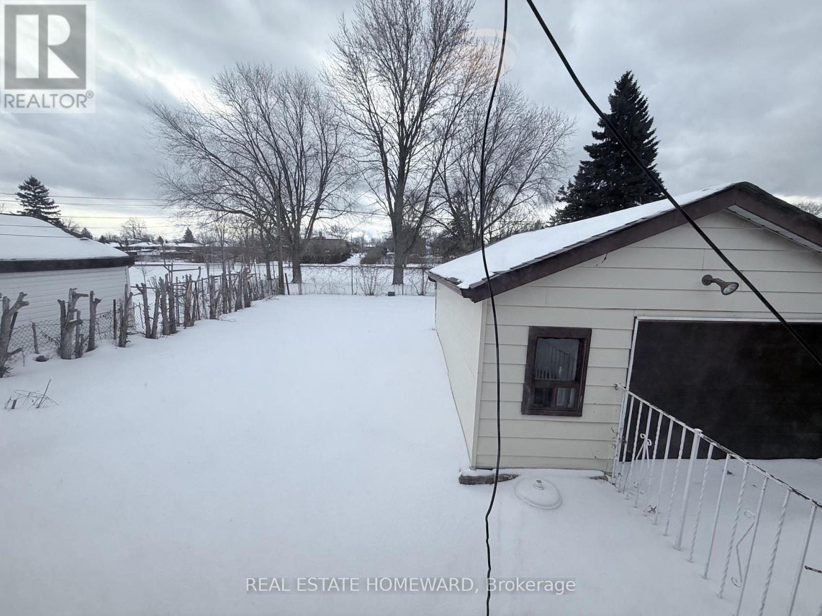 7 Dunlop Avenue, Toronto, Ontario  M1K 1K8 - Photo 14 - E12786928