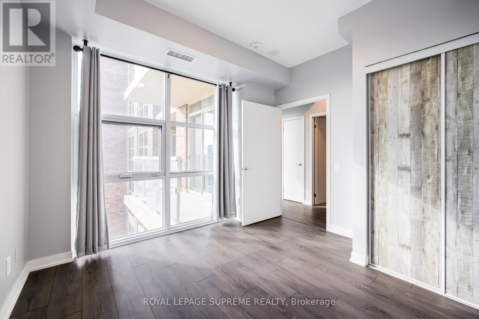 704 - 1787 St Clair Avenue W, Toronto, Ontario  M6N 0B7 - Photo 8 - W12742870