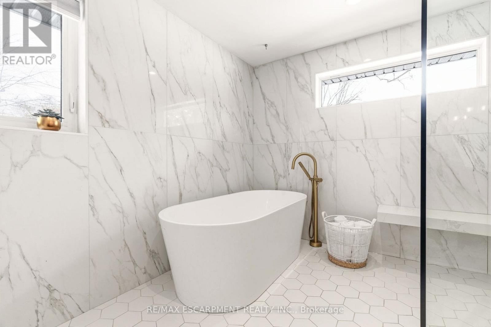 22 Rosebough Street, Hamilton, Ontario  L9H 5C5 - Photo 20 - X12824354