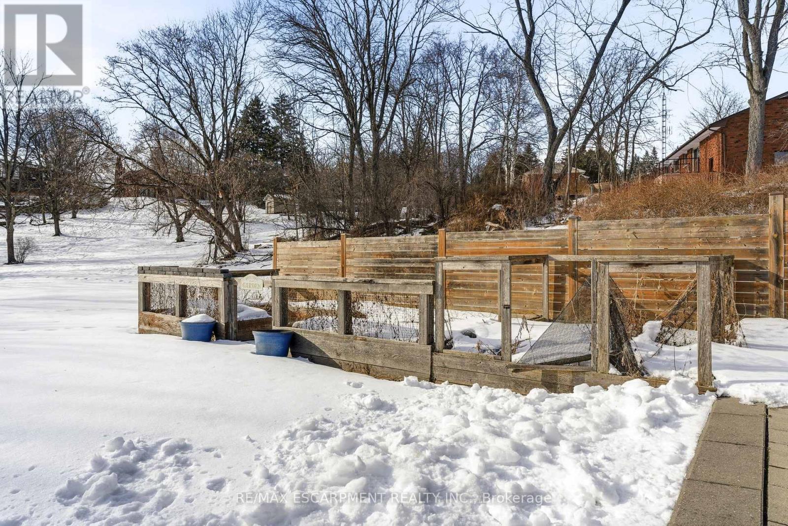 22 Rosebough Street, Hamilton, Ontario  L9H 5C5 - Photo 36 - X12824354