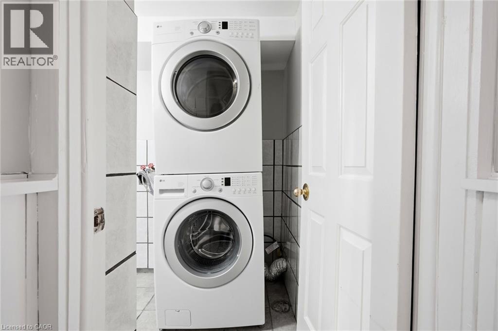 114 Slinger Avenue Unit# Lower, Stoney Creek, Ontario  L8J 2T1 - Photo 13 - 40811228