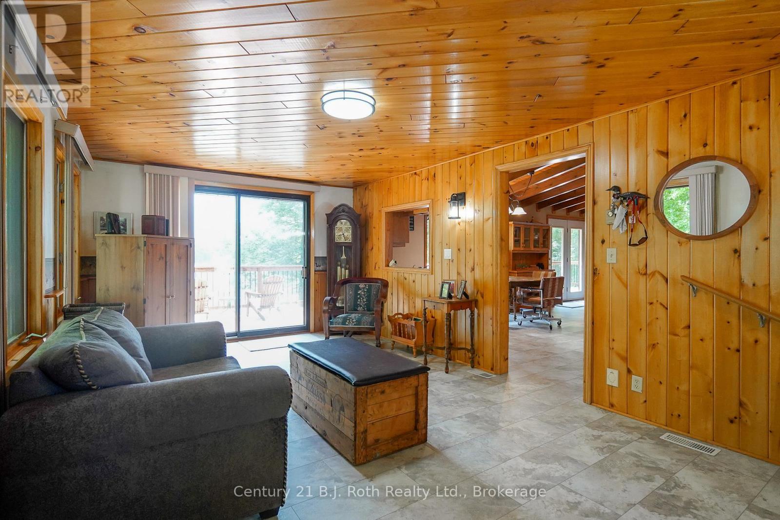 169 Odd's Drive, Parry Sound Remote Area, Ontario  P0H 2R0 - Photo 19 - X12872340