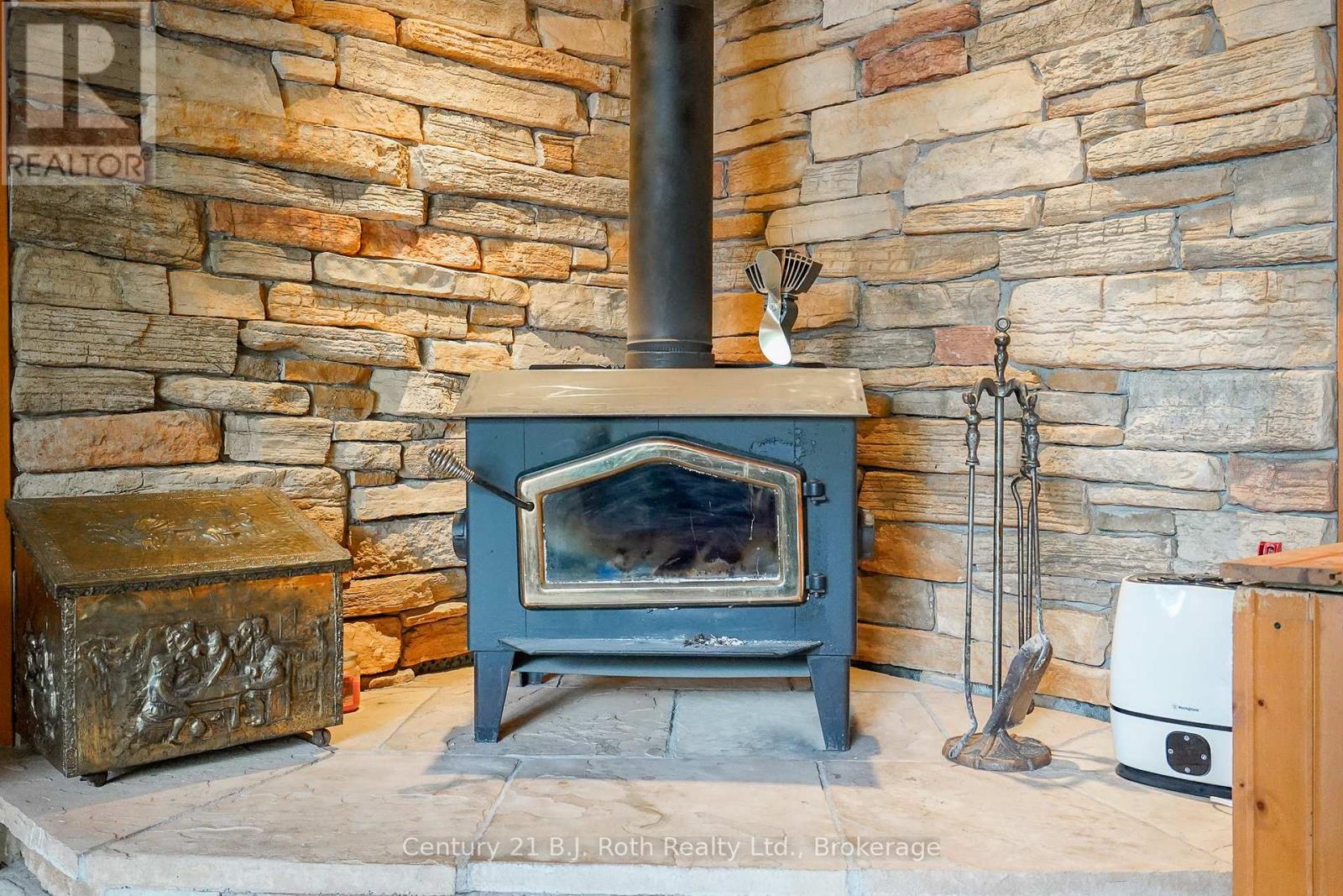 169 Odd's Drive, Parry Sound Remote Area, Ontario  P0H 2R0 - Photo 21 - X12872340