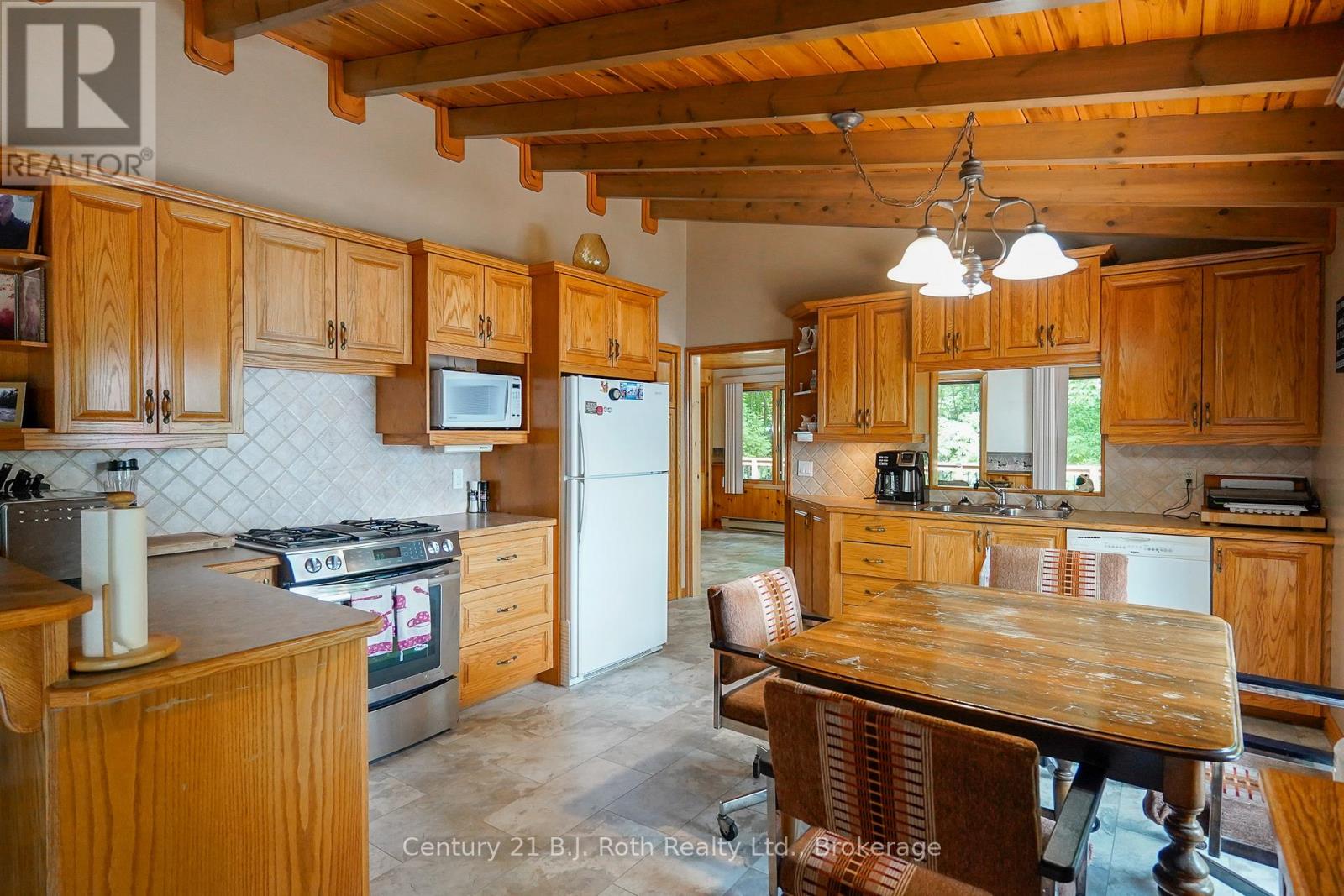 169 Odd's Drive, Parry Sound Remote Area, Ontario  P0H 2R0 - Photo 31 - X12872340