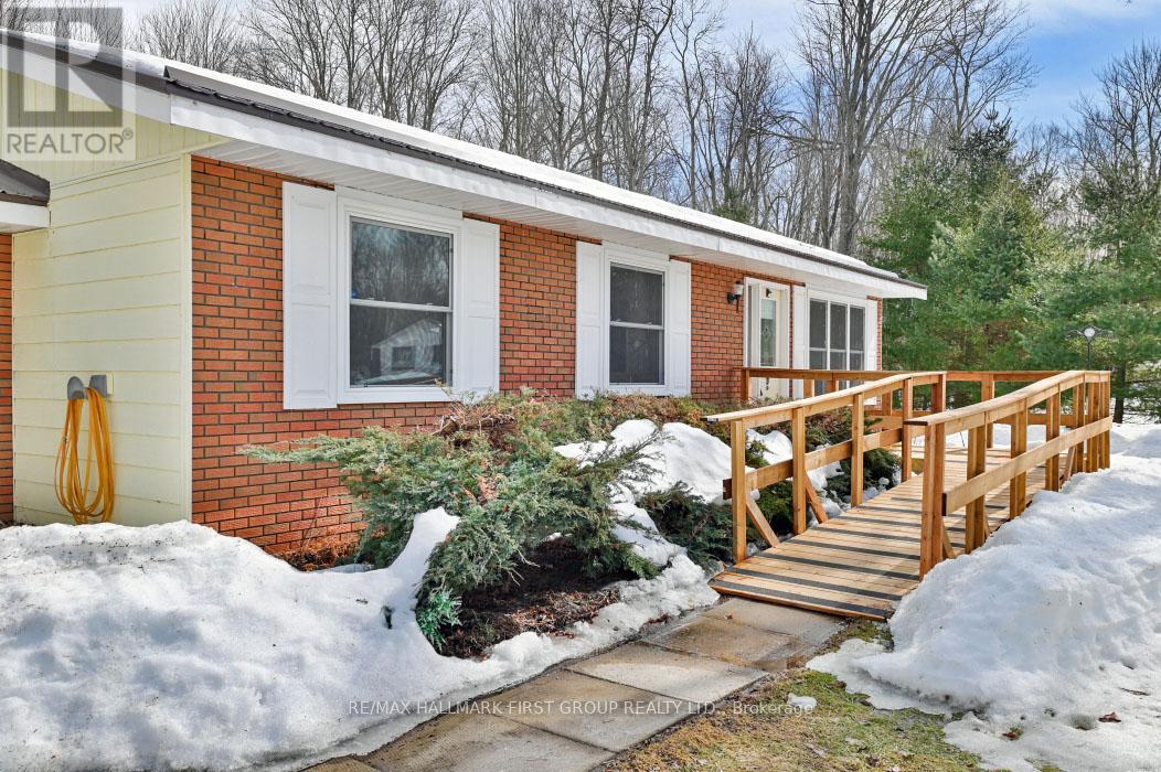 97 Mccrea Court, Tweed (Hungerford (Twp)), Ontario  K0K 3J0 - Photo 4 - X12872394