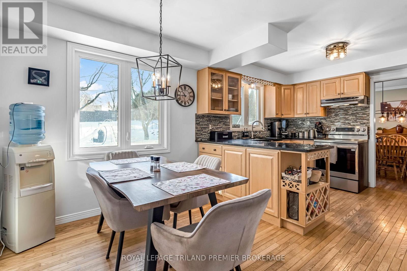 31 Foxcroft Crescent, London South, Ontario  N6K 3A3 - Photo 16 - X12872420