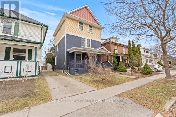 43 Albert Street, St. Catharines, Ontario  L2R 2G8 - Photo 2 - X12871846