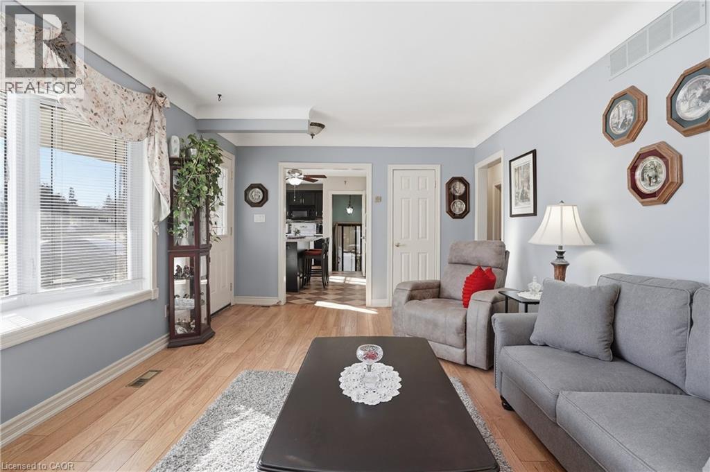 4108 Barry Drive, Beamsville, Ontario  L3J 0L3 - Photo 6 - 40811324