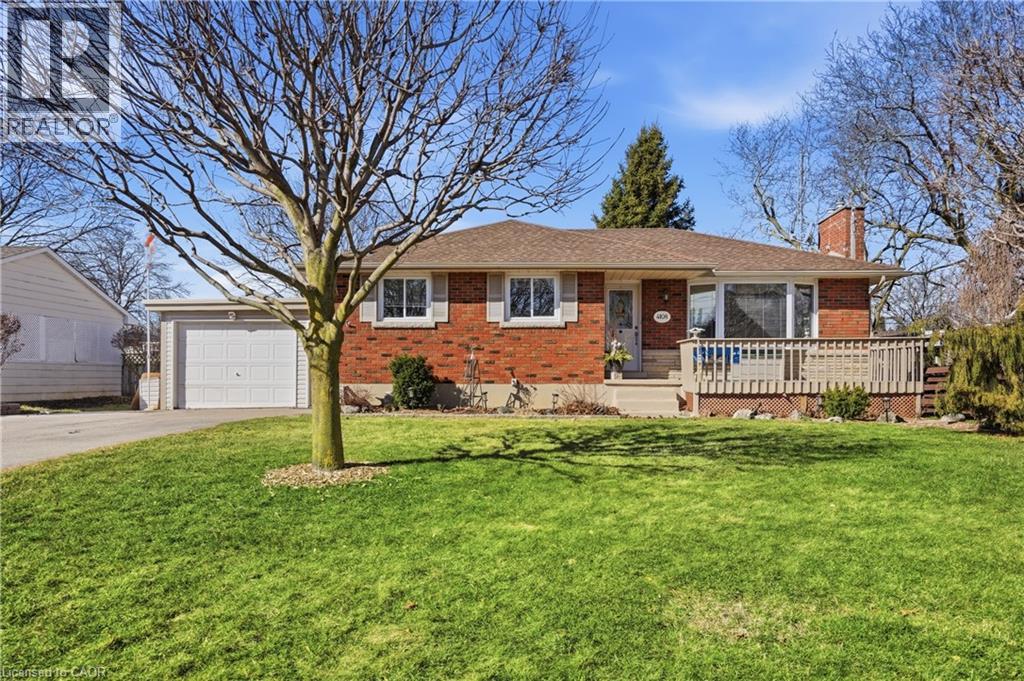 4108 BARRY Drive, Beamsville, Ontario