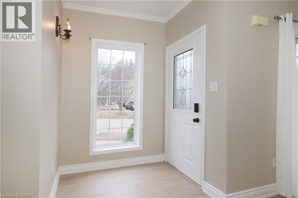 695 Jacob Lane, Waterloo, Ontario  N2V 2A7 - Photo 4 - 40811399