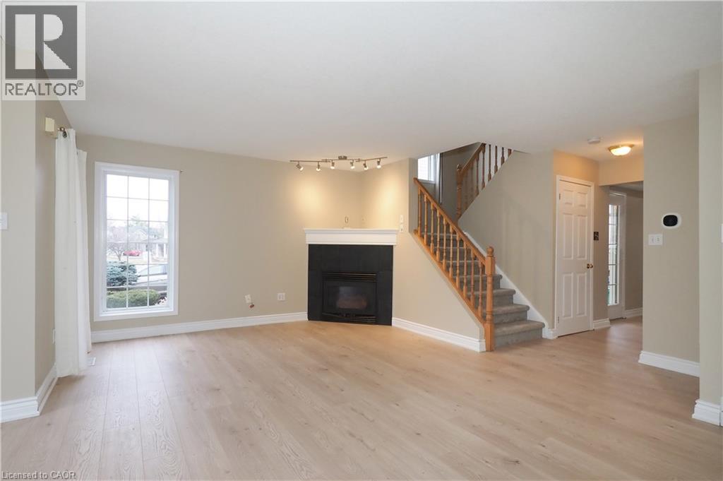 695 Jacob Lane, Waterloo, Ontario  N2V 2A7 - Photo 6 - 40811399