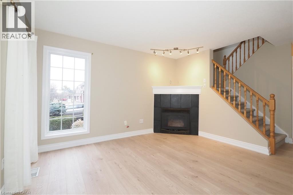 695 Jacob Lane, Waterloo, Ontario  N2V 2A7 - Photo 8 - 40811399