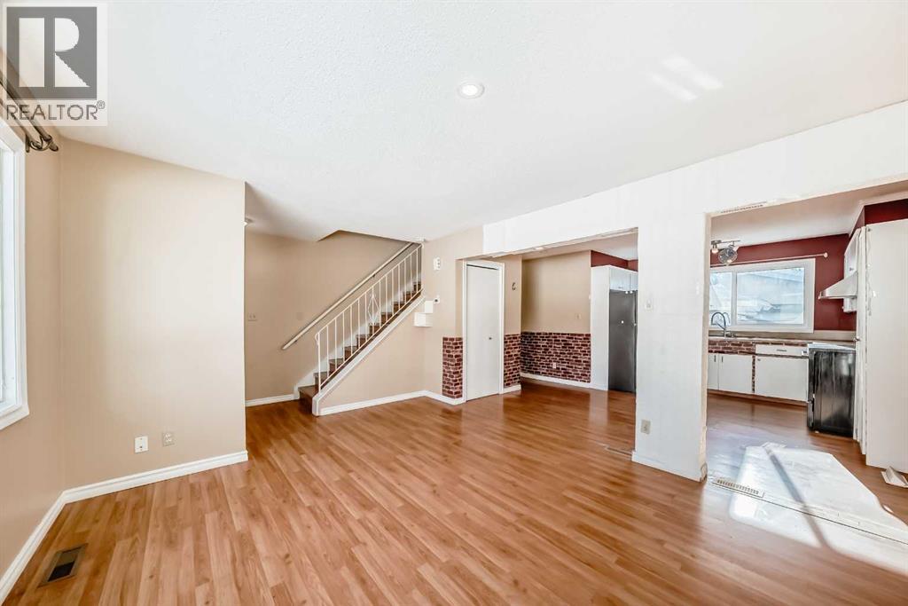 172 Pinehill Road Ne, Calgary, Alberta  T1Y 2C4 - Photo 7 - A2287889