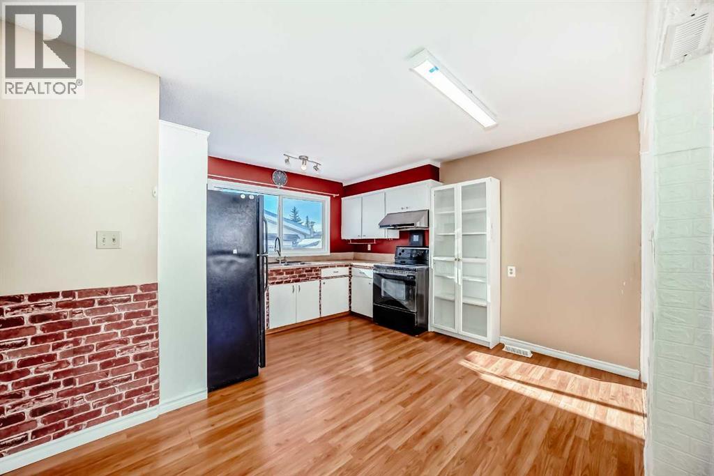 172 Pinehill Road Ne, Calgary, Alberta  T1Y 2C4 - Photo 8 - A2287889