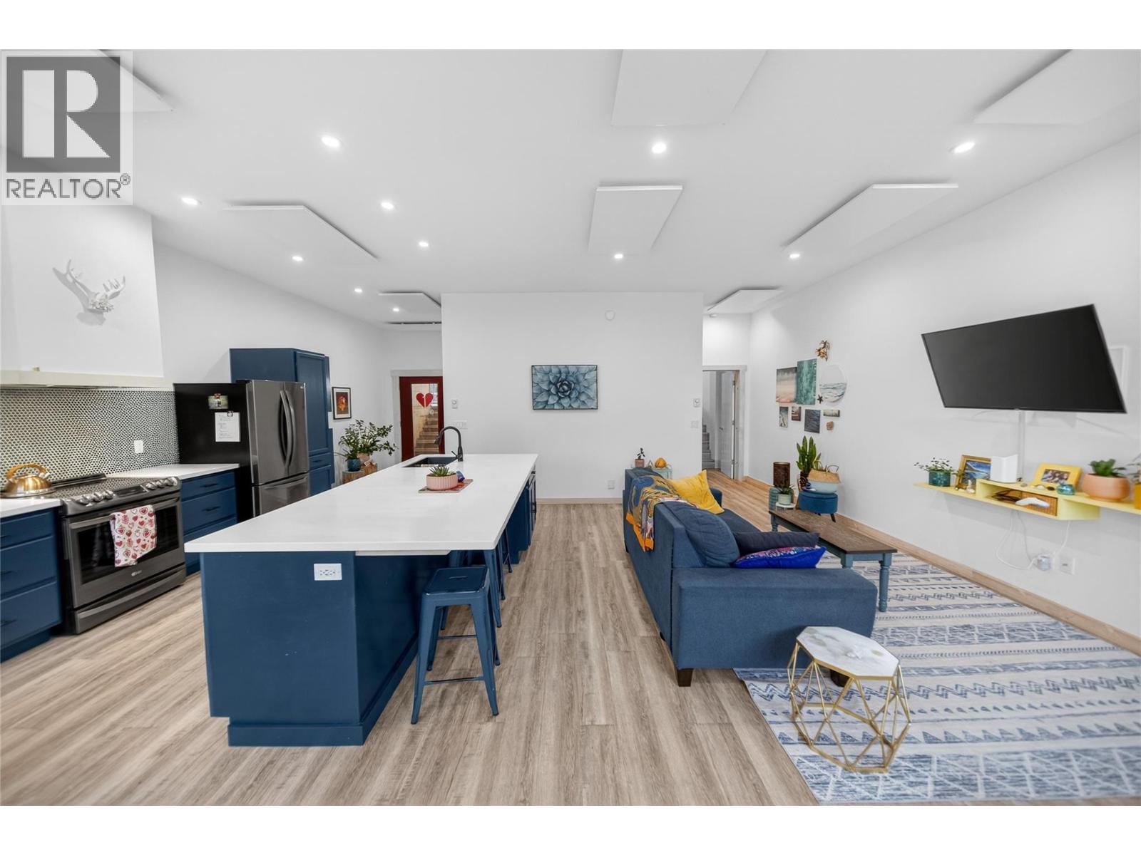 63 Deer Park Avenue, Kimberley, British Columbia  V1A 2J3 - Photo 3 - 10378989