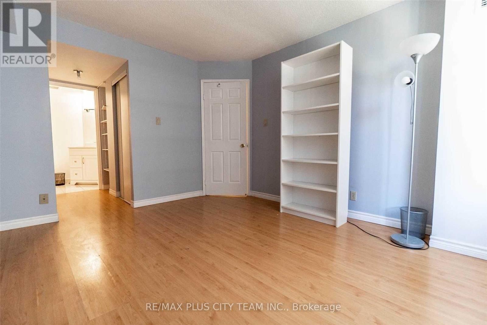 708 - 717 Bay Street, Toronto, Ontario  M5G 2J9 - Photo 18 - C12872358