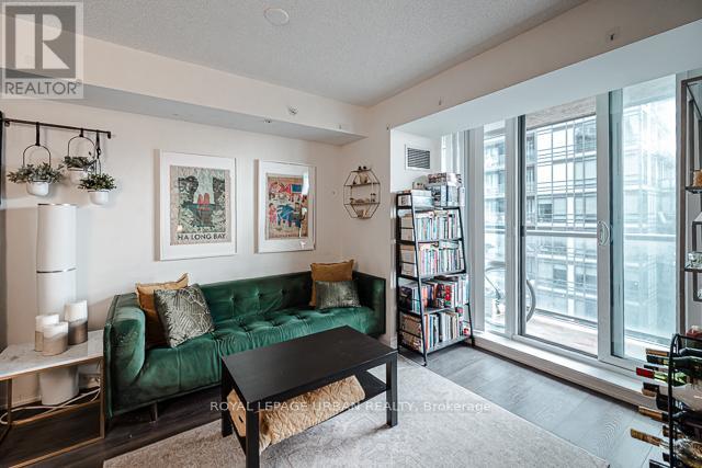 1310 - 20 Joe Shuster Way, Toronto, Ontario  M6K 0A3 - Photo 4 - C12872362