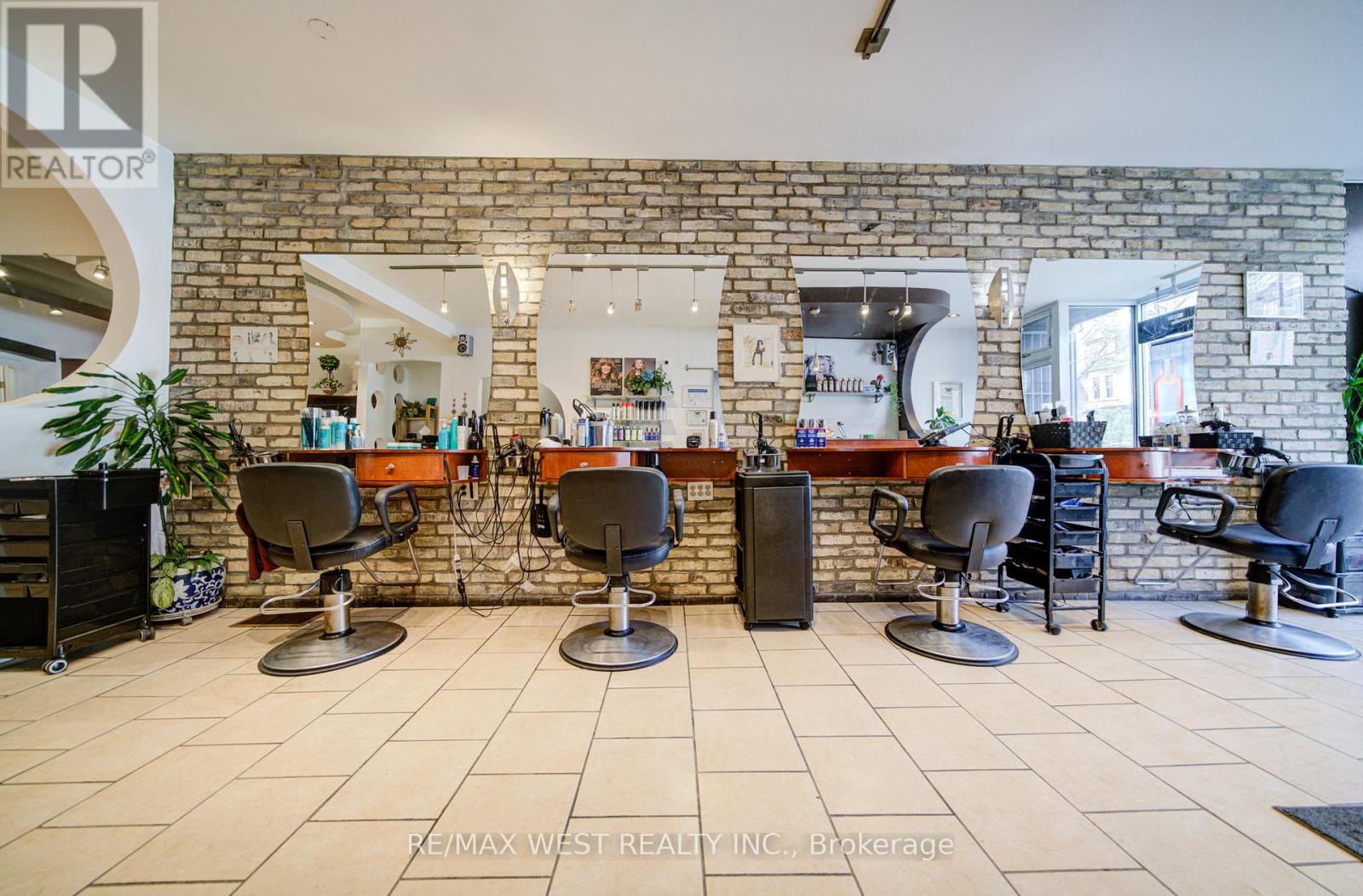 1081 College Street, Toronto, Ontario  M6H 1B4 - Photo 11 - C12872462