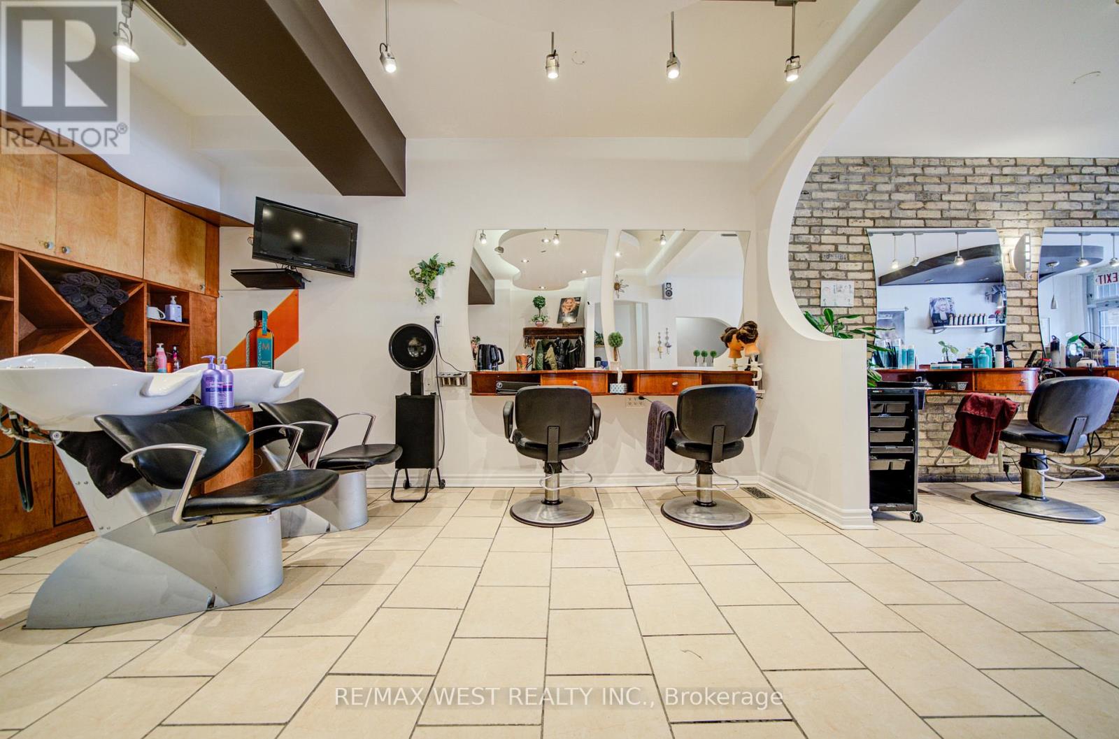 1081 College Street, Toronto, Ontario  M6H 1B4 - Photo 22 - C12872462