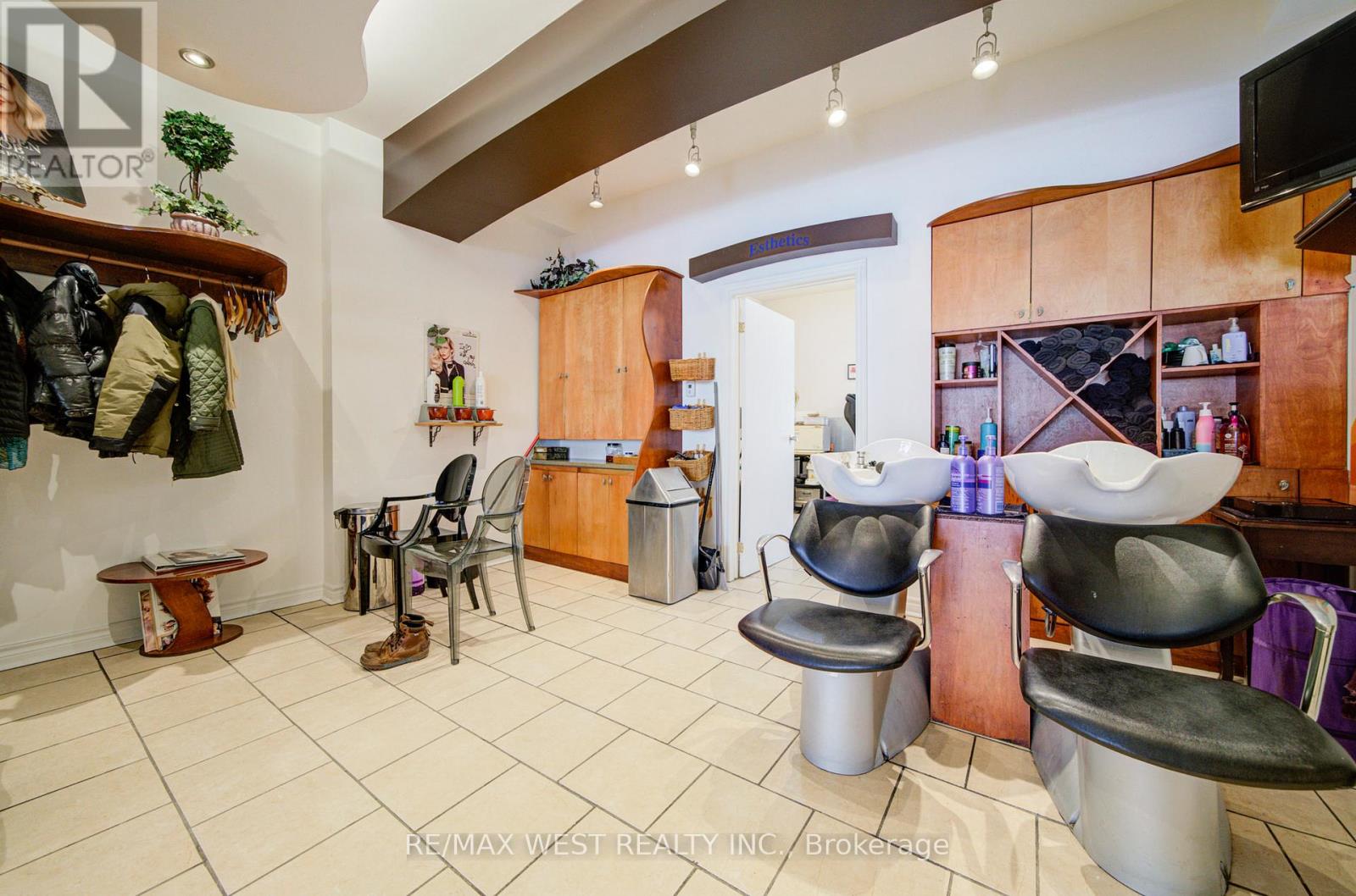 1081 College Street, Toronto, Ontario  M6H 1B4 - Photo 25 - C12872462