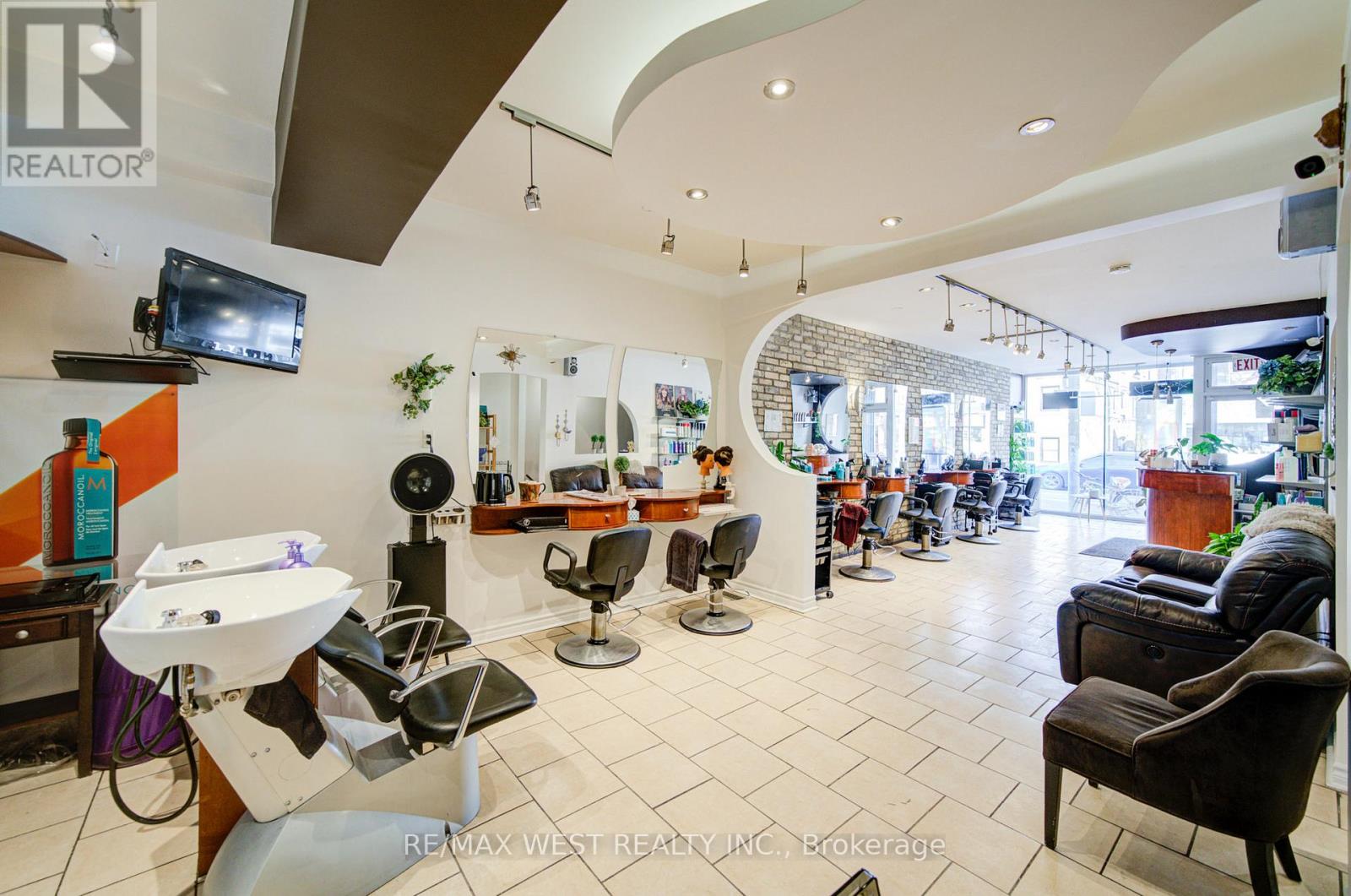 1081 College Street, Toronto, Ontario  M6H 1B4 - Photo 29 - C12872462