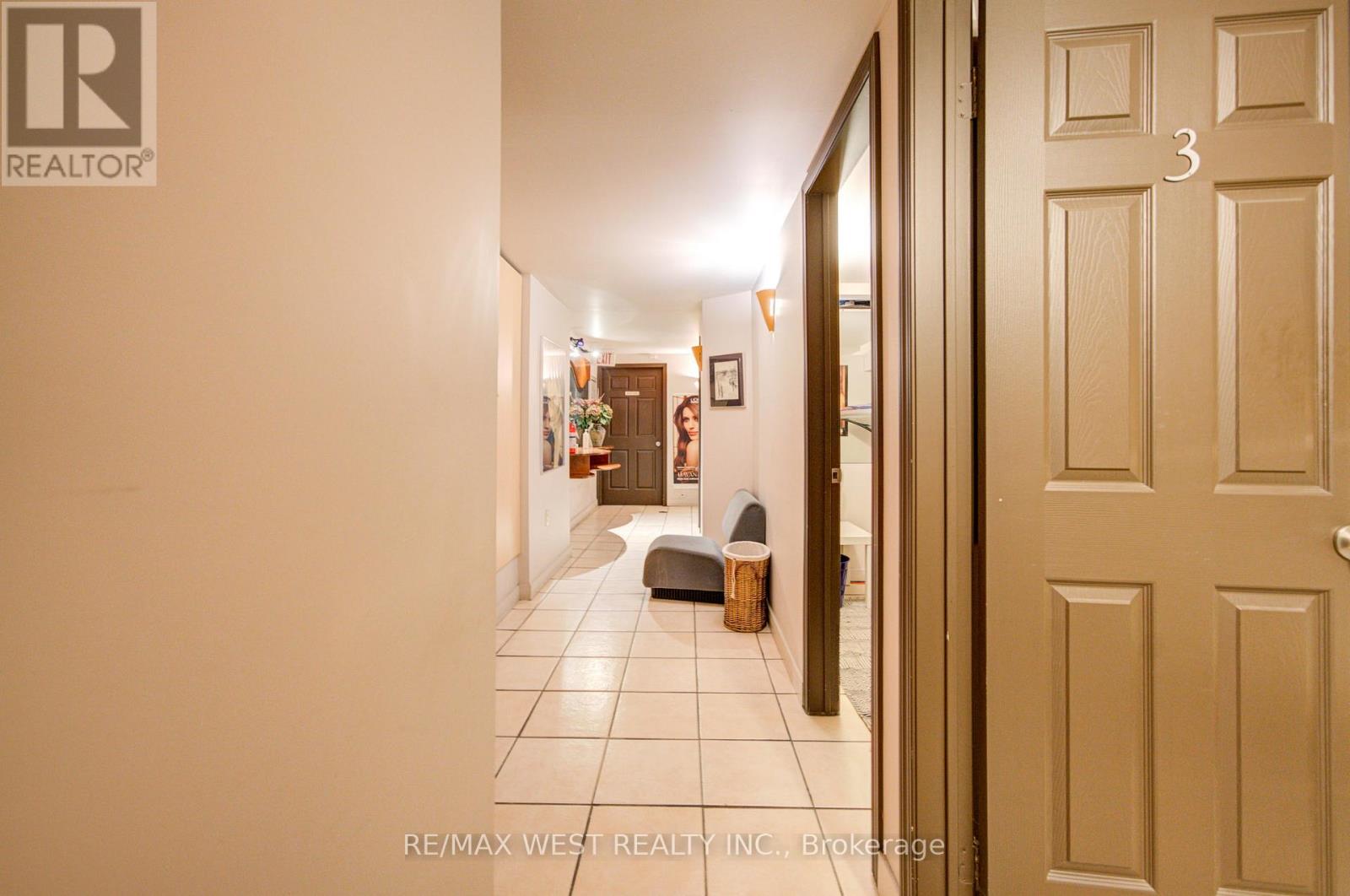 1081 College Street, Toronto, Ontario  M6H 1B4 - Photo 38 - C12872462