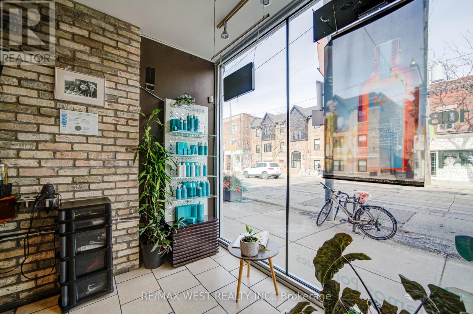 1081 College Street, Toronto, Ontario  M6H 1B4 - Photo 6 - C12872462