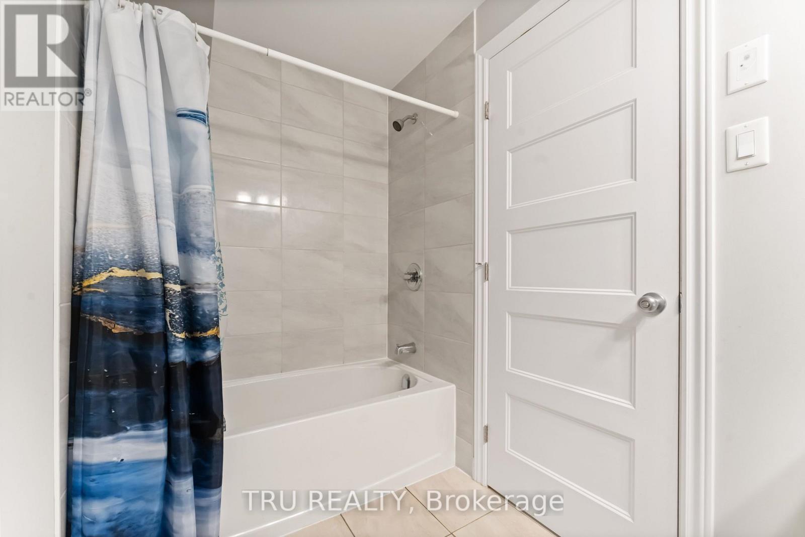 4031 Kelly Farm Drive, Ottawa, Ontario  K1T 0R6 - Photo 46 - X12872412