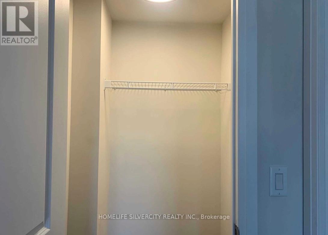 1 - 35 Somers Avenue, Toronto, Ontario  M4J 1W2 - Photo 10 - E12872484