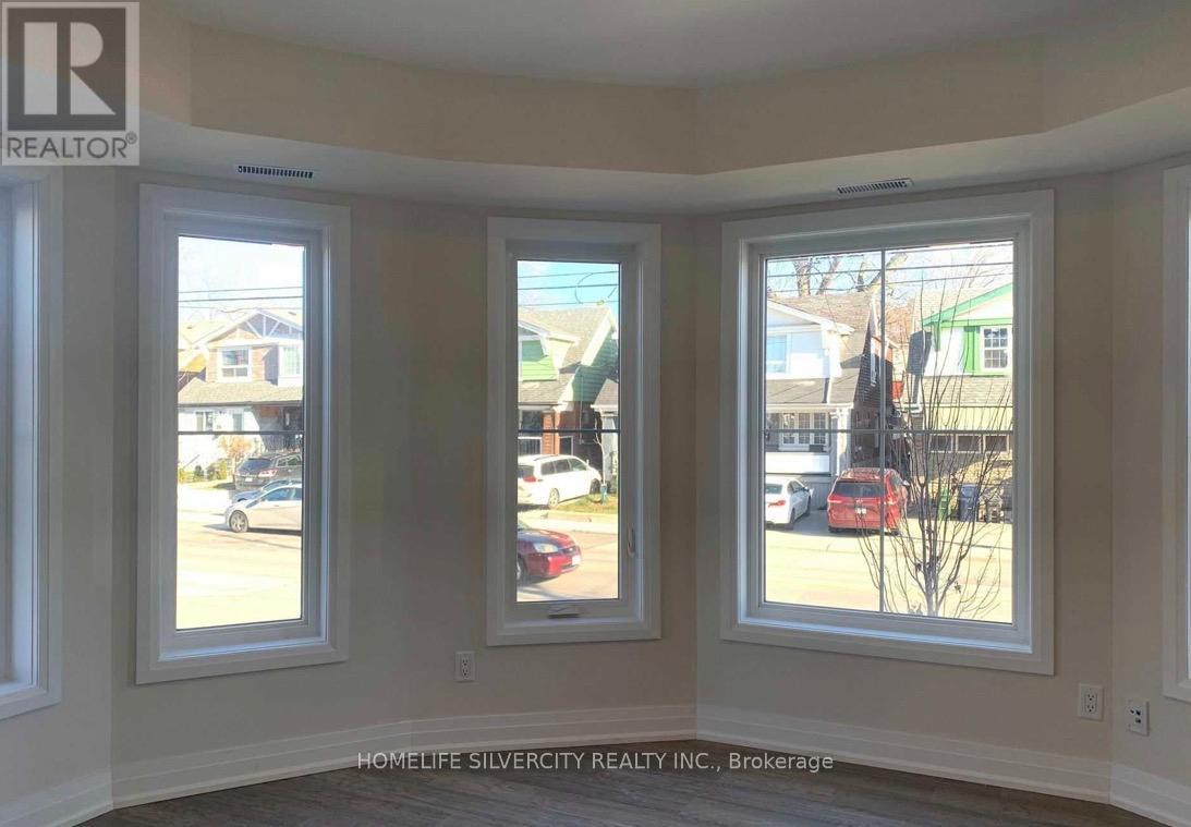 1 - 35 Somers Avenue, Toronto, Ontario  M4J 1W2 - Photo 3 - E12872484