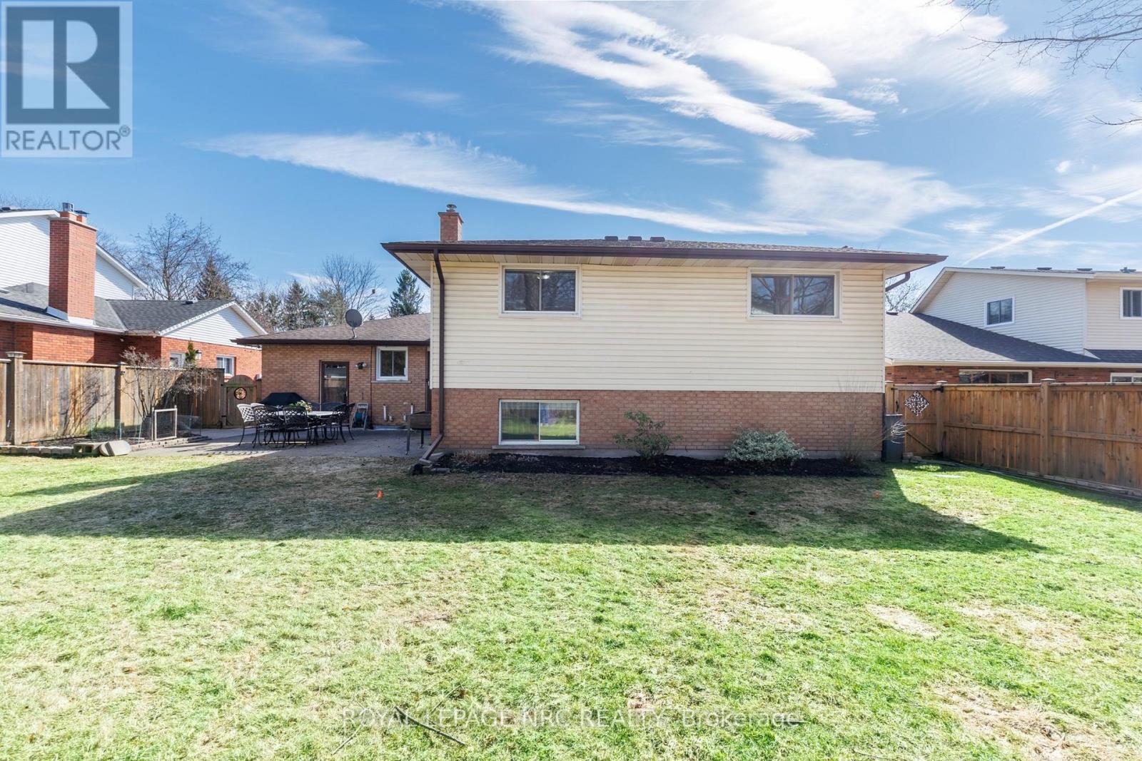 60 Millbridge Crescent, Pelham, Ontario  L3E 0E8 - Photo 45 - X12872576