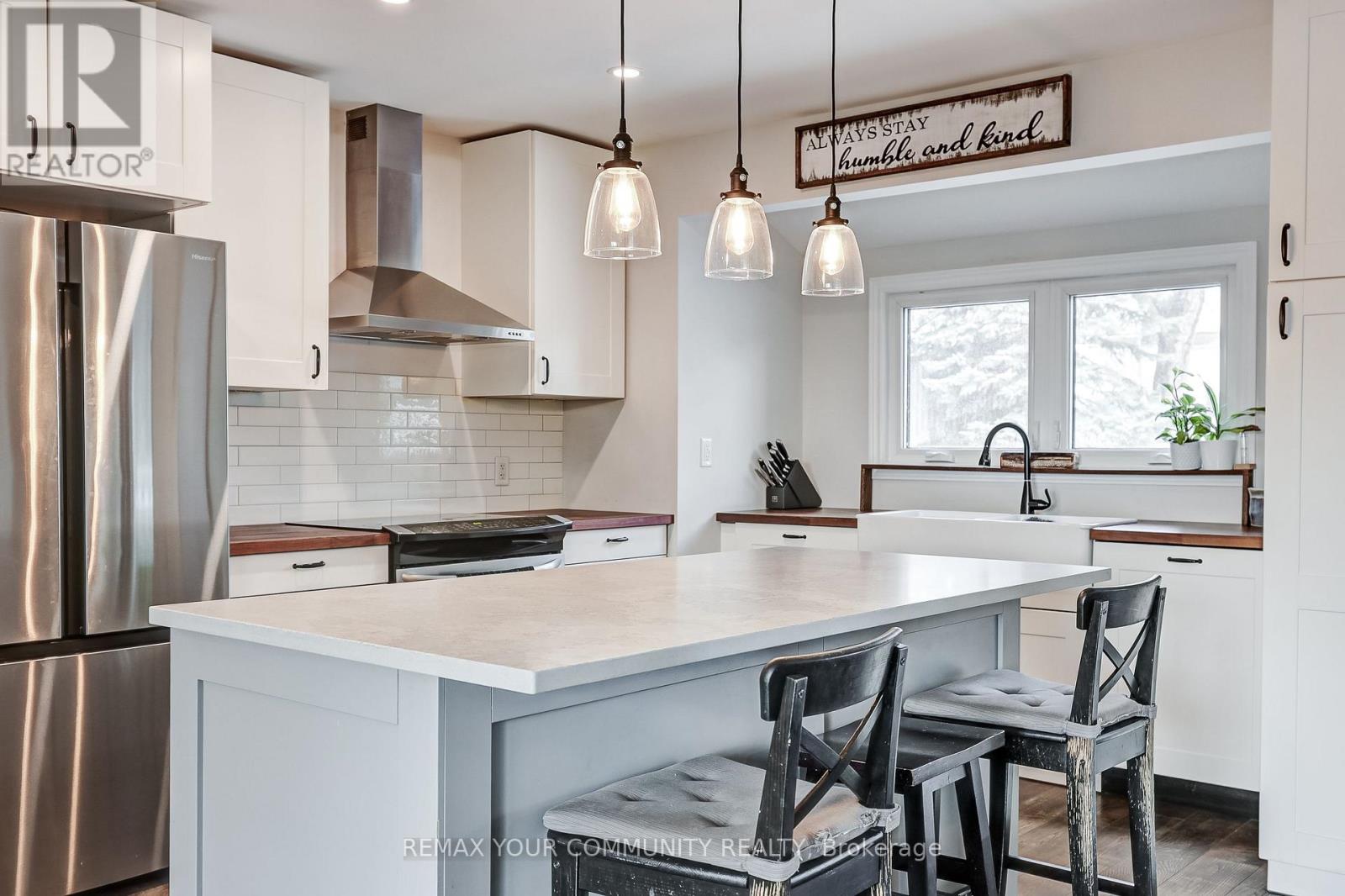 59 Thomas Shepperd Drive, East Gwillimbury, Ontario  L9N 1C4 - Photo 8 - N12872542