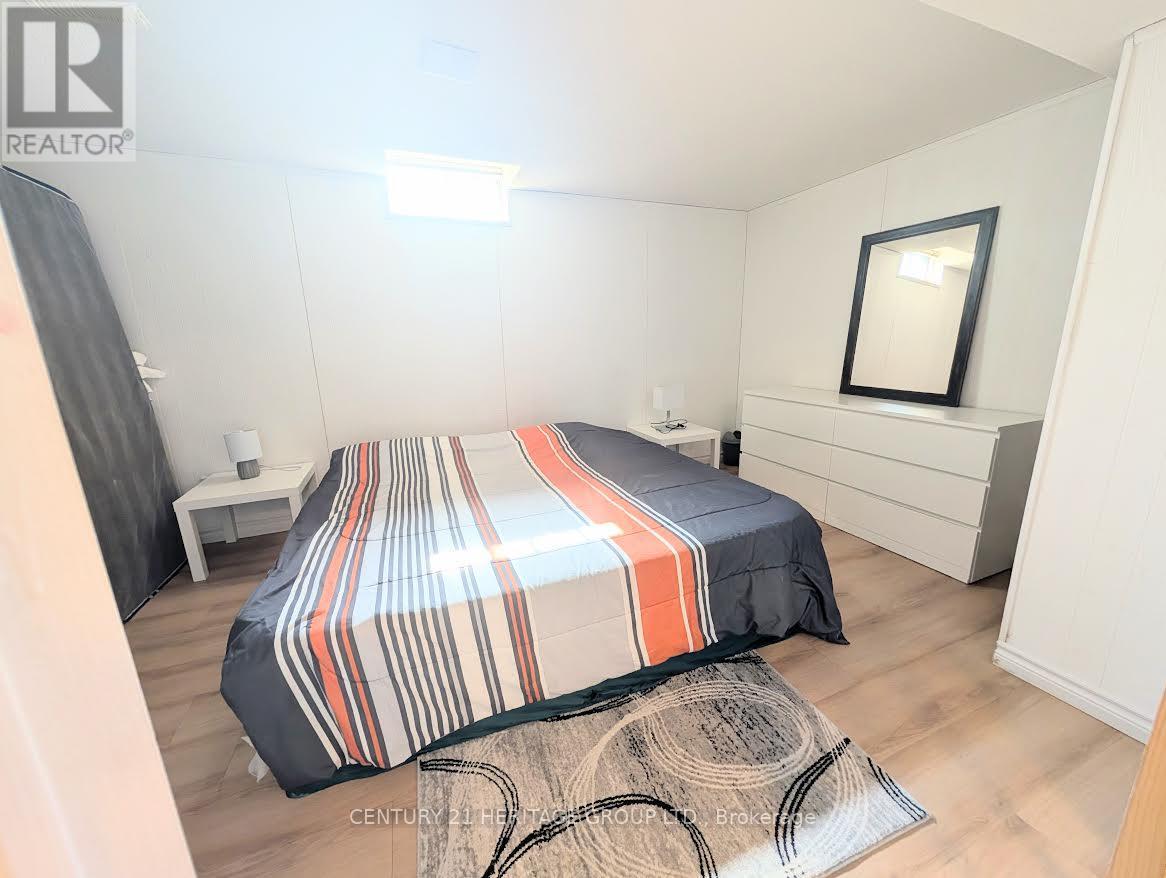 378 Dorchester Street, Newmarket, Ontario  L3Y 7Z3 - Photo 9 - N12872566