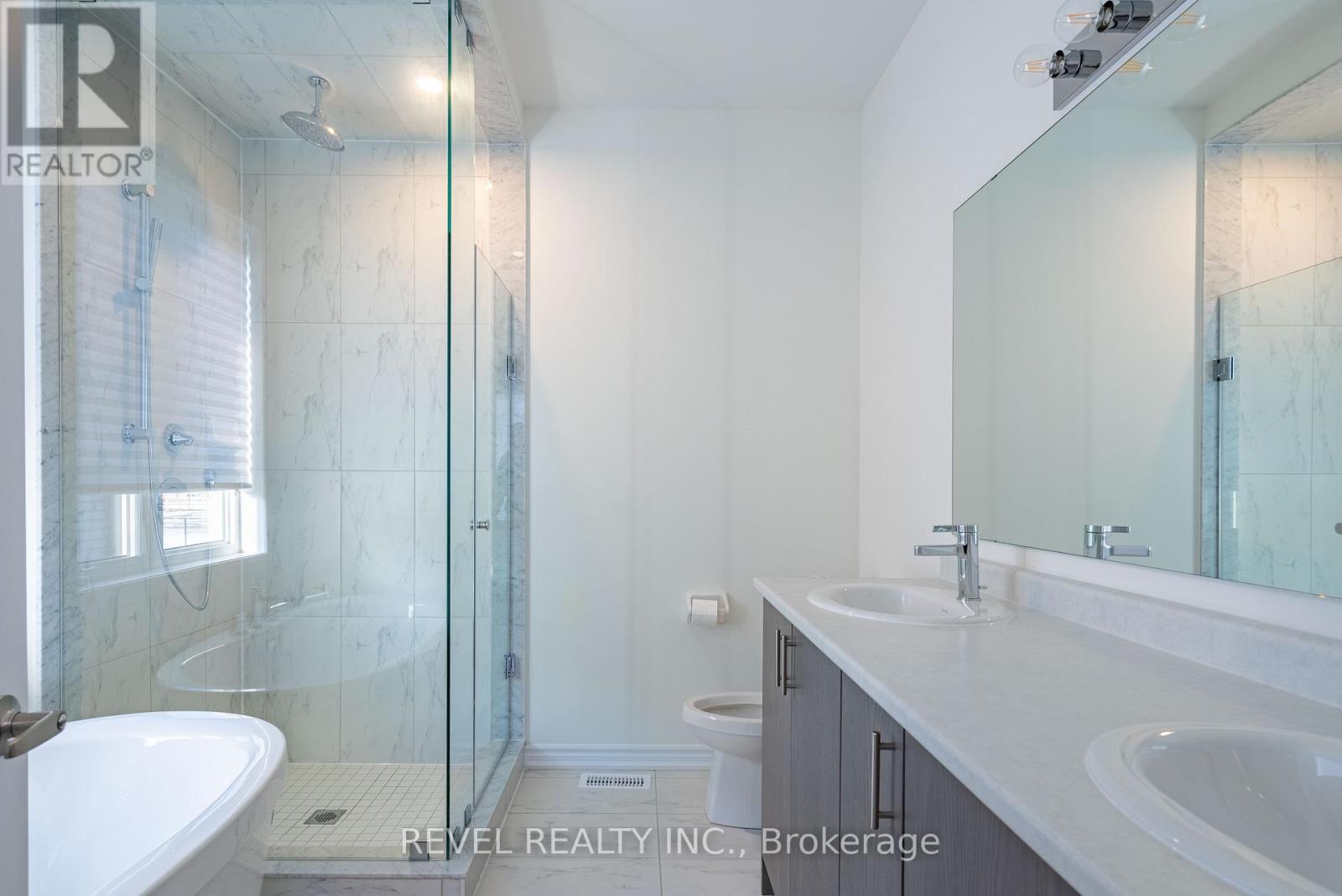 220 Ramblewood Drive, Wasaga Beach, Ontario  L9Z 2B2 - Photo 11 - S12872526