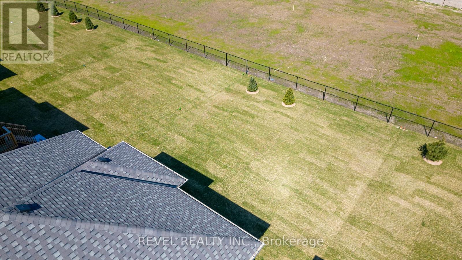 220 Ramblewood Drive, Wasaga Beach, Ontario  L9Z 2B2 - Photo 24 - S12872526