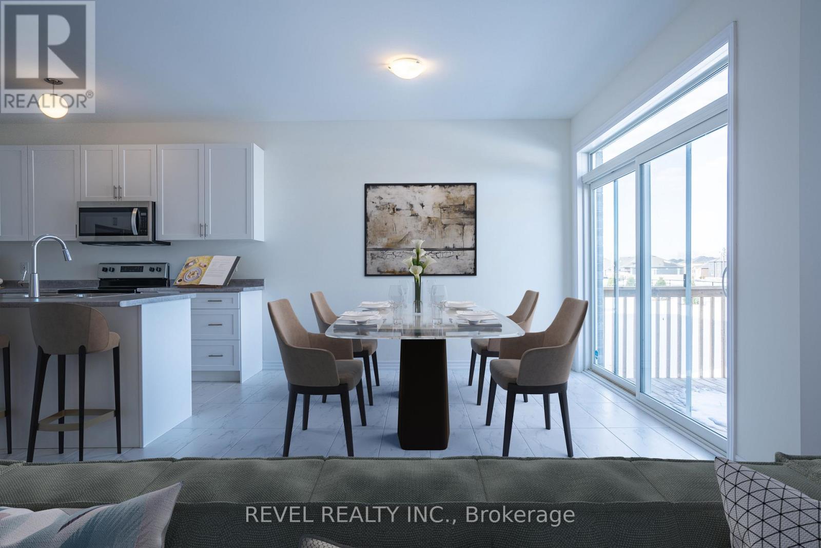 220 Ramblewood Drive, Wasaga Beach, Ontario  L9Z 2B2 - Photo 6 - S12872526