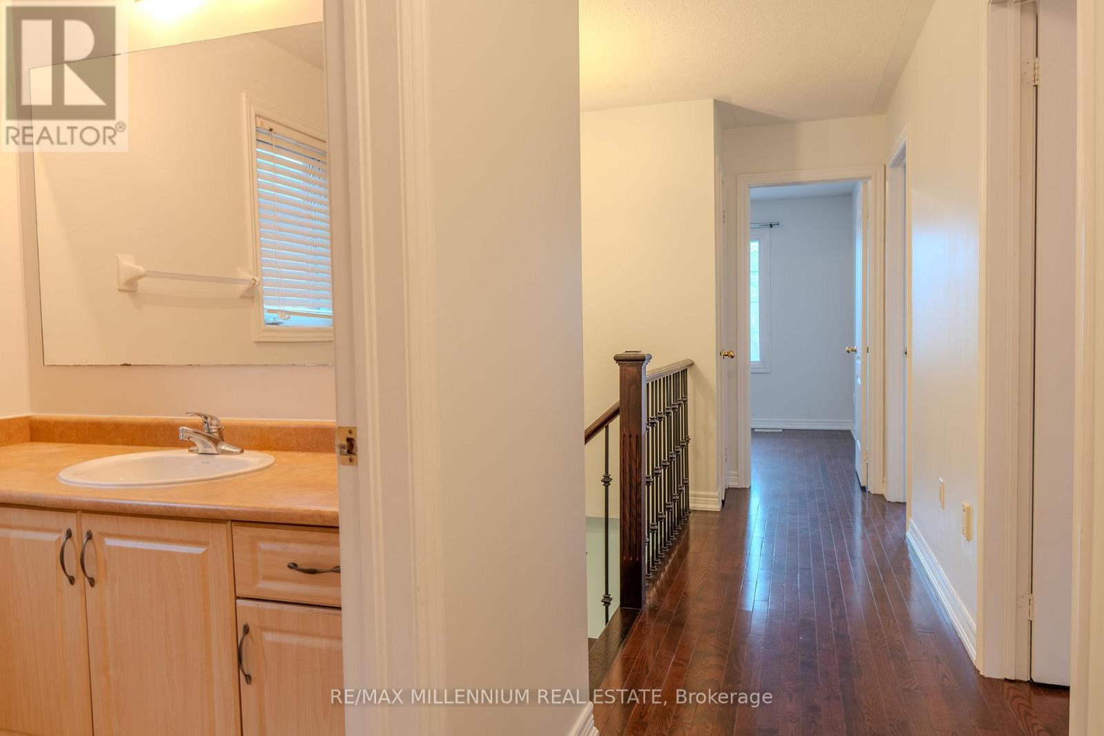 150 Ozner Crescent, Vaughan, Ontario  L4H 0G1 - Photo 24 - N12869378