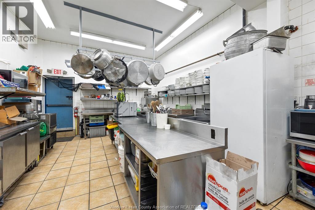 914 Erie Street East, Windsor, Ontario  N9A 3Y8 - Photo 11 - 26005122