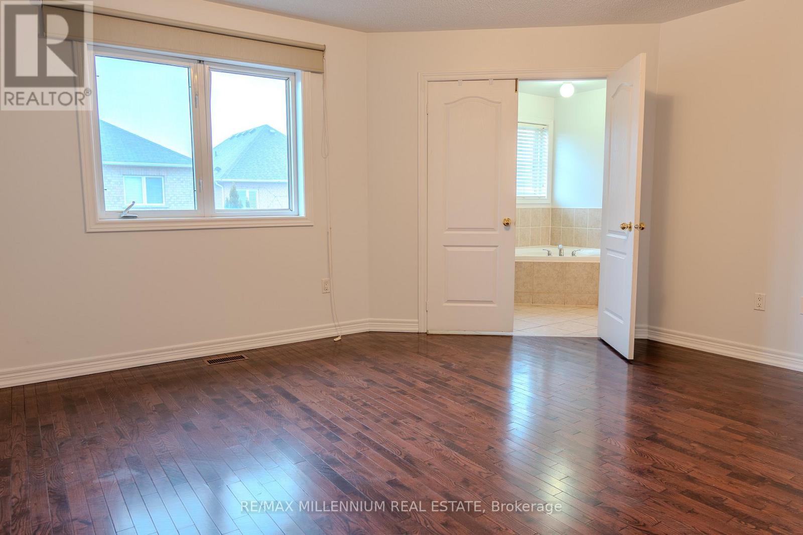 150 Ozner Crescent, Vaughan, Ontario  L4H 0G1 - Photo 22 - N12869378