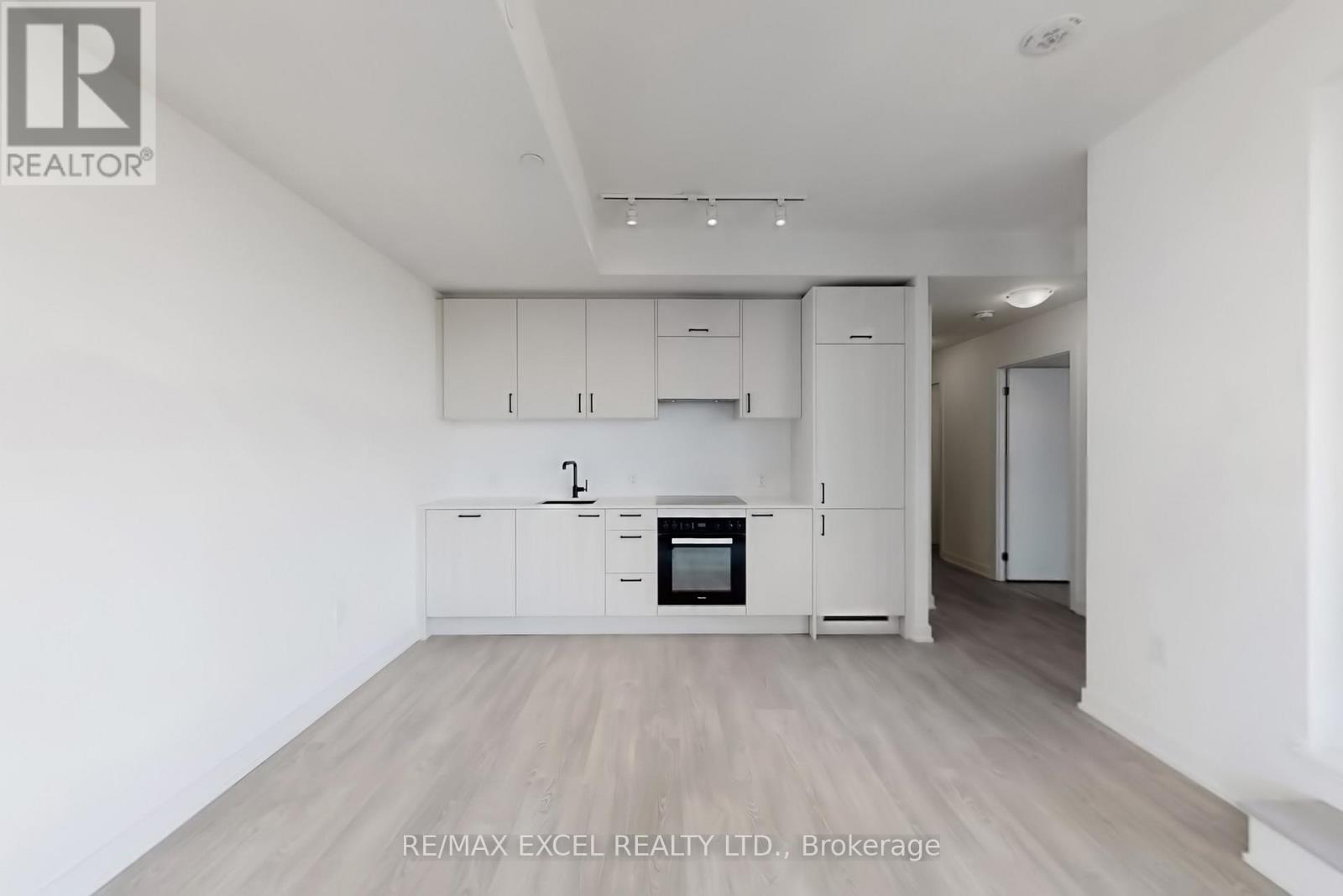 1906 - 1 Quarrington Lane, Toronto (Banbury-Don Mills), Ontario  M3C 0S4 - Photo 13 - C12837282