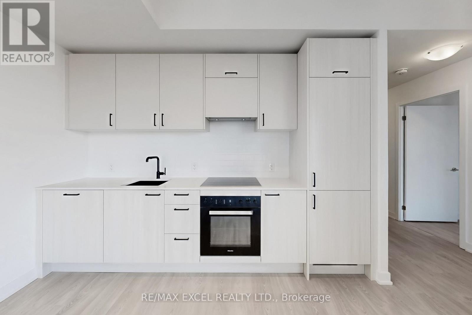 1906 - 1 Quarrington Lane, Toronto (Banbury-Don Mills), Ontario  M3C 0S4 - Photo 16 - C12837282