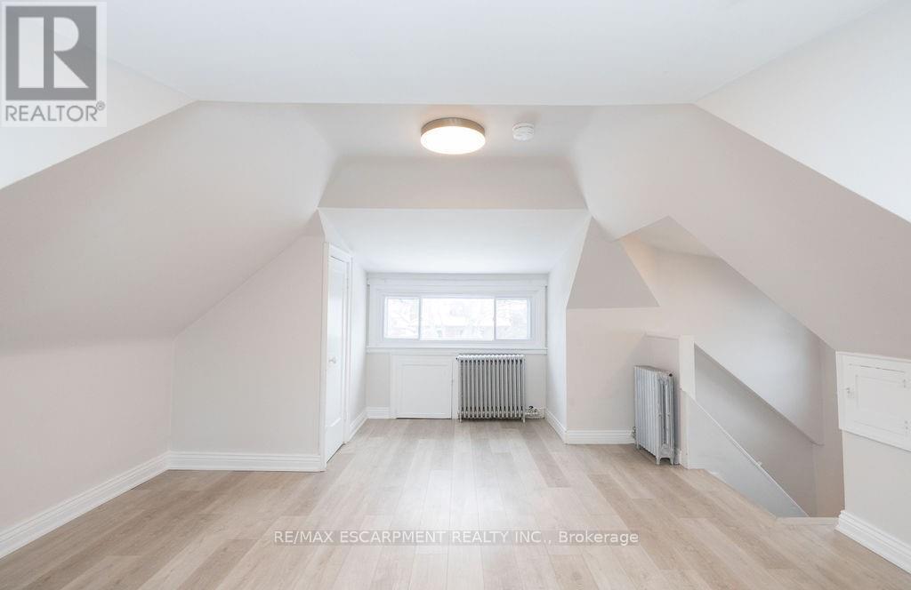 2 - 22 Prospect Street S, Hamilton, Ontario  L8M 2Z1 - Photo 35 - X12710926