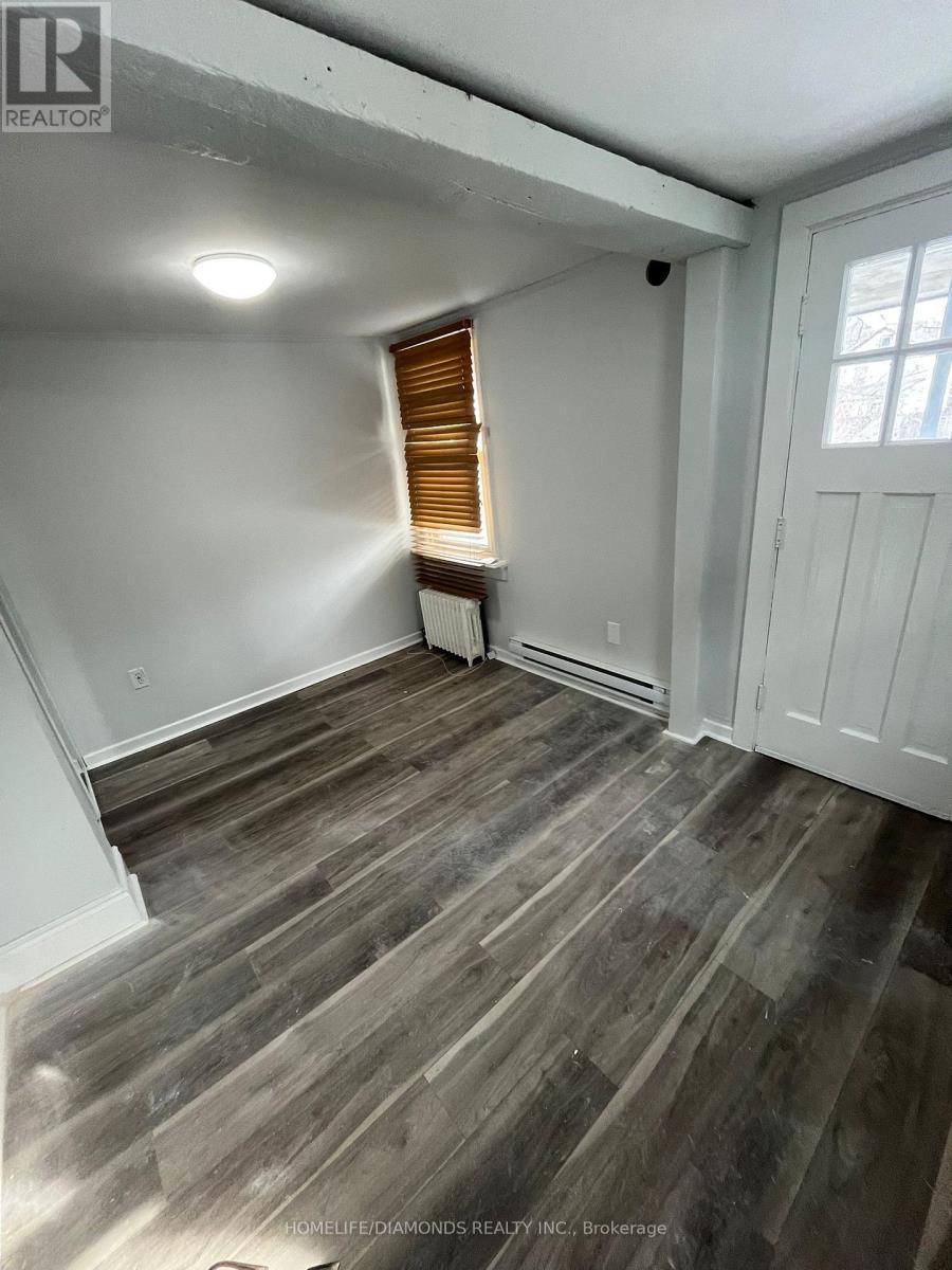 211 Toronto Street, Kingston, Ontario  K7L 4A9 - Photo 15 - X12871312